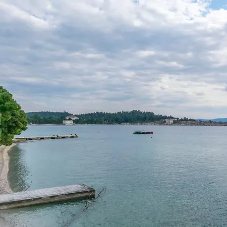 Apartments Makarska Beach Апартаменти