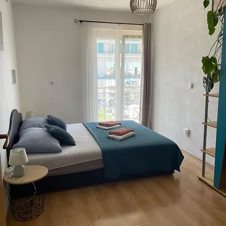 Apartments Makarska Beach Apartment *